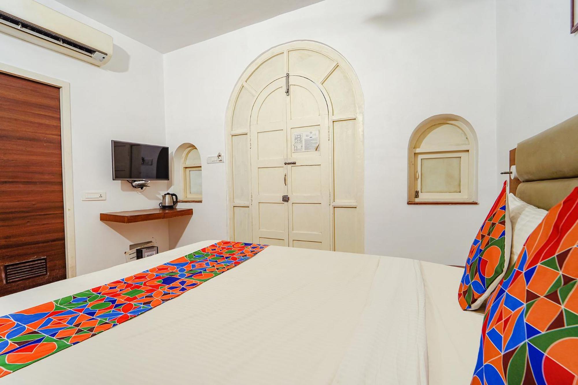 Fabexpress Le Aham Boutique - Auroville Beach - 600M Pondicherry Exterior foto